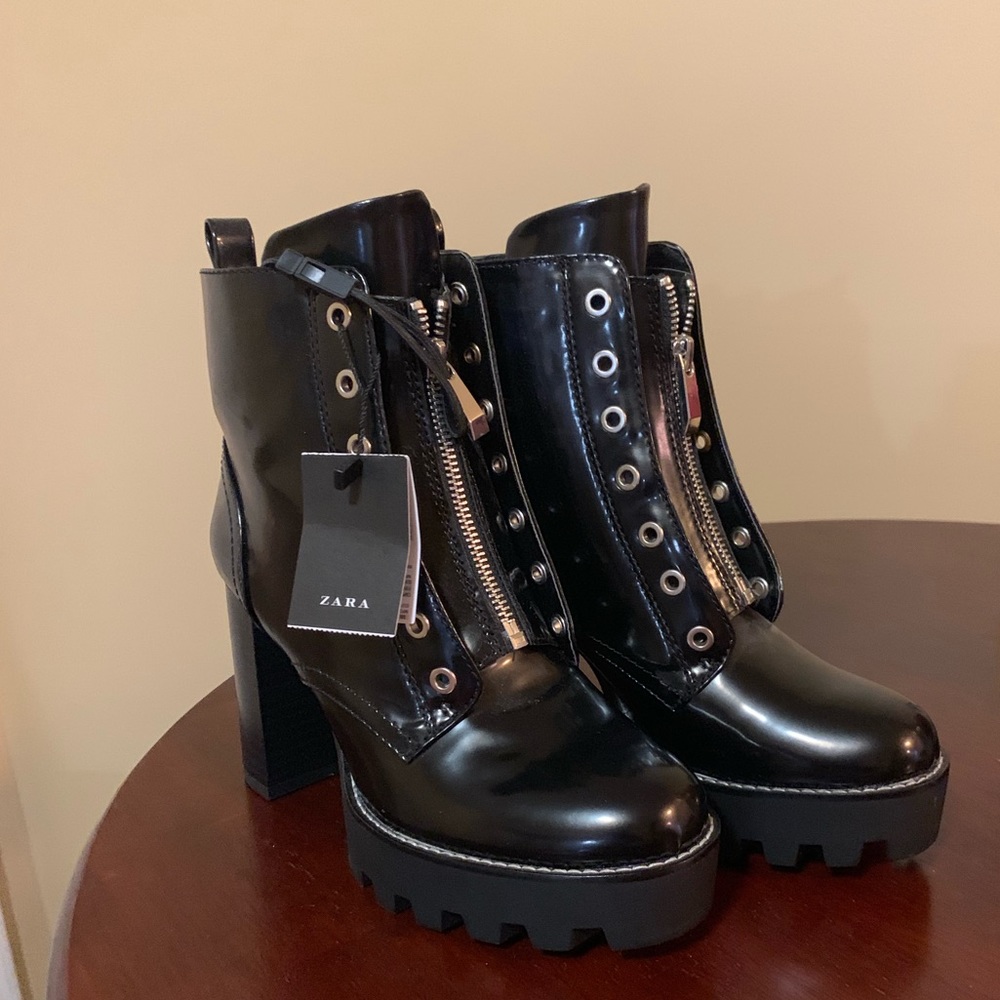 Zara “TRACK SOLE ANKLE BOOTS”